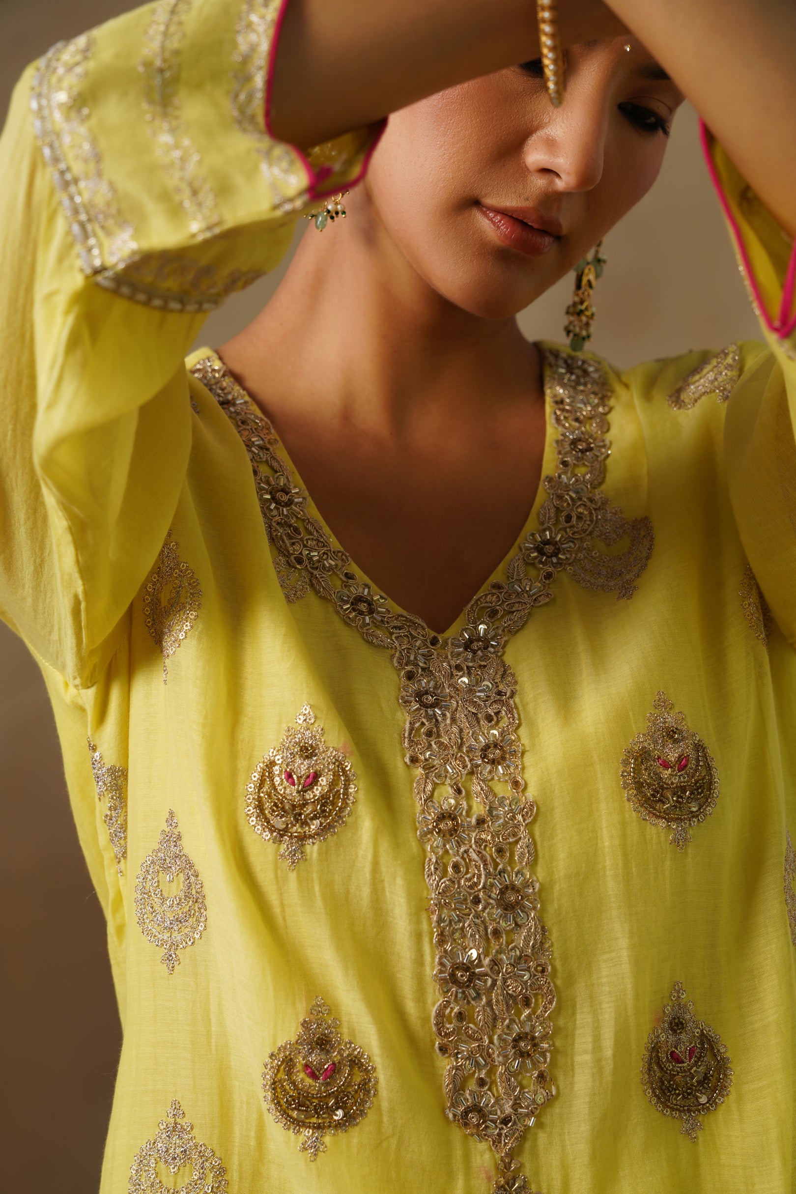 Mehekti Lemon Chandbali Mul Chanderi Kurta Set