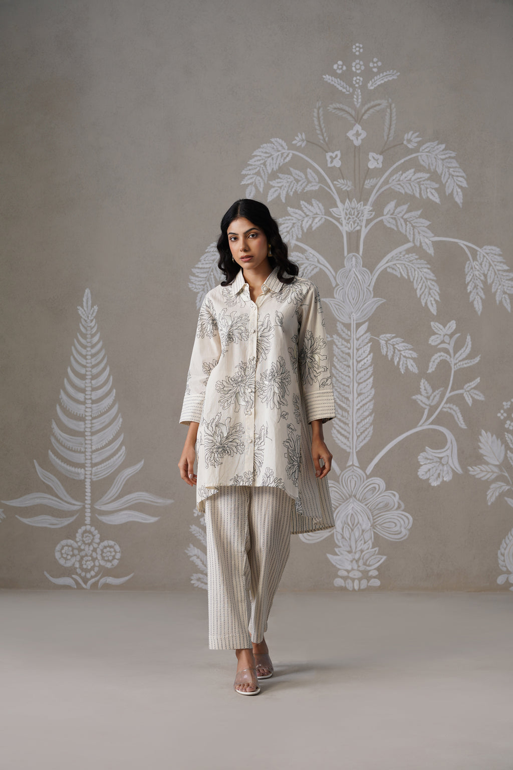 Meherban Black and White Cotton Set